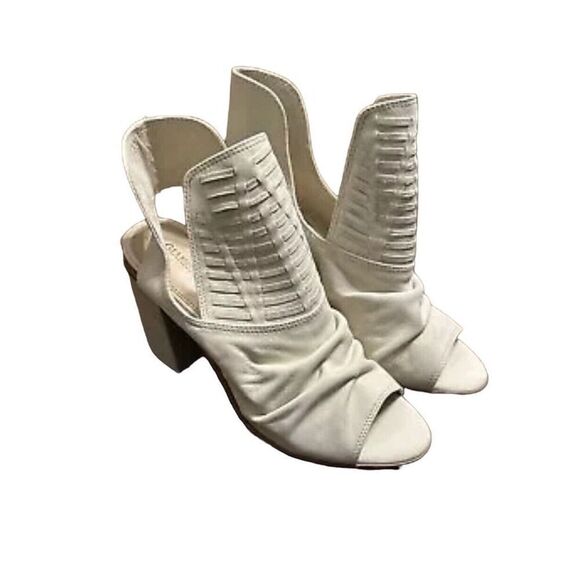 Gianni Bini Marowette Booties Open-Toed Cream Size 10 M NWOB - Picture 1 of 9